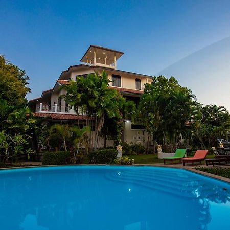 Brodie Rawai Resort Nai Harn Esterno foto