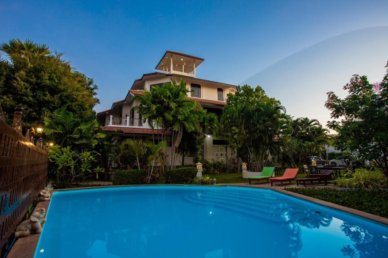 Brodie Rawai Resort Nai Harn Esterno foto